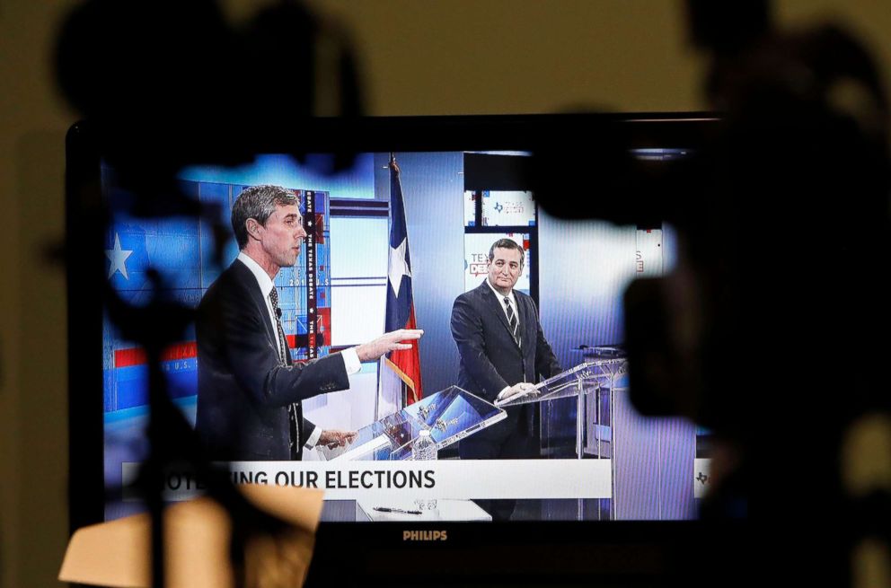 PHOTO: A television shows the last scheduled debate between candidates for the Senate,  Beto O'Rourke and Senator Ted Cruz, in San Antonio, Oct. 16, 2018.