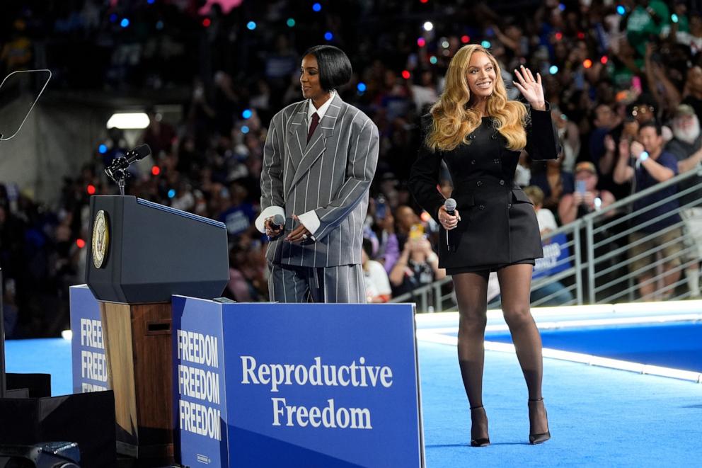 PHOTO: Musical artists Beyonce, right, and Kelly Rowland, left, on stage at a campaign event for Democratic presidential nominee Vice President Kamala Harris in Houston, Friday, Oct. 25, 2024.