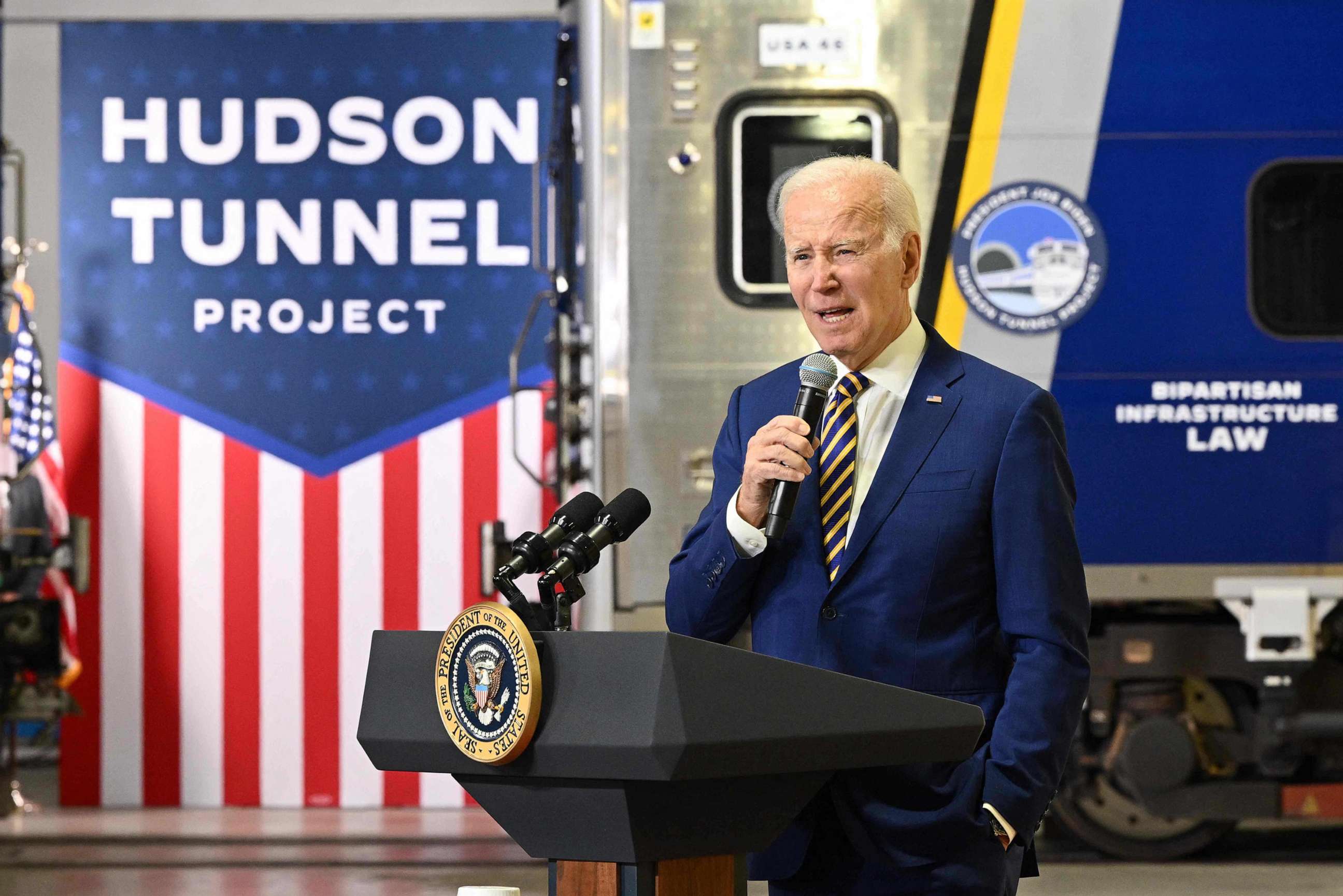 PHOTO: President Joe Biden speaks about how the Bipartisan Infrastructure Law will provide funding for the Hudson River Tunnel project, at the West Side Rail Yard in New York, on Jan. 31, 2023.
