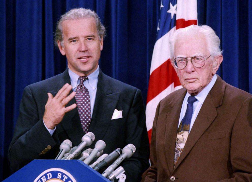 PHOTO: Sen. Joe Biden, D-Del., chairman of the Senate Judiciary Committee, and Sen. Howard Metzenbaum, D-Ohio, talk to reporters after the Senate passed the Brady bill by a 63-36 vote, on Capitol Hill in Washington, D.C., Nov. 20, 1993.