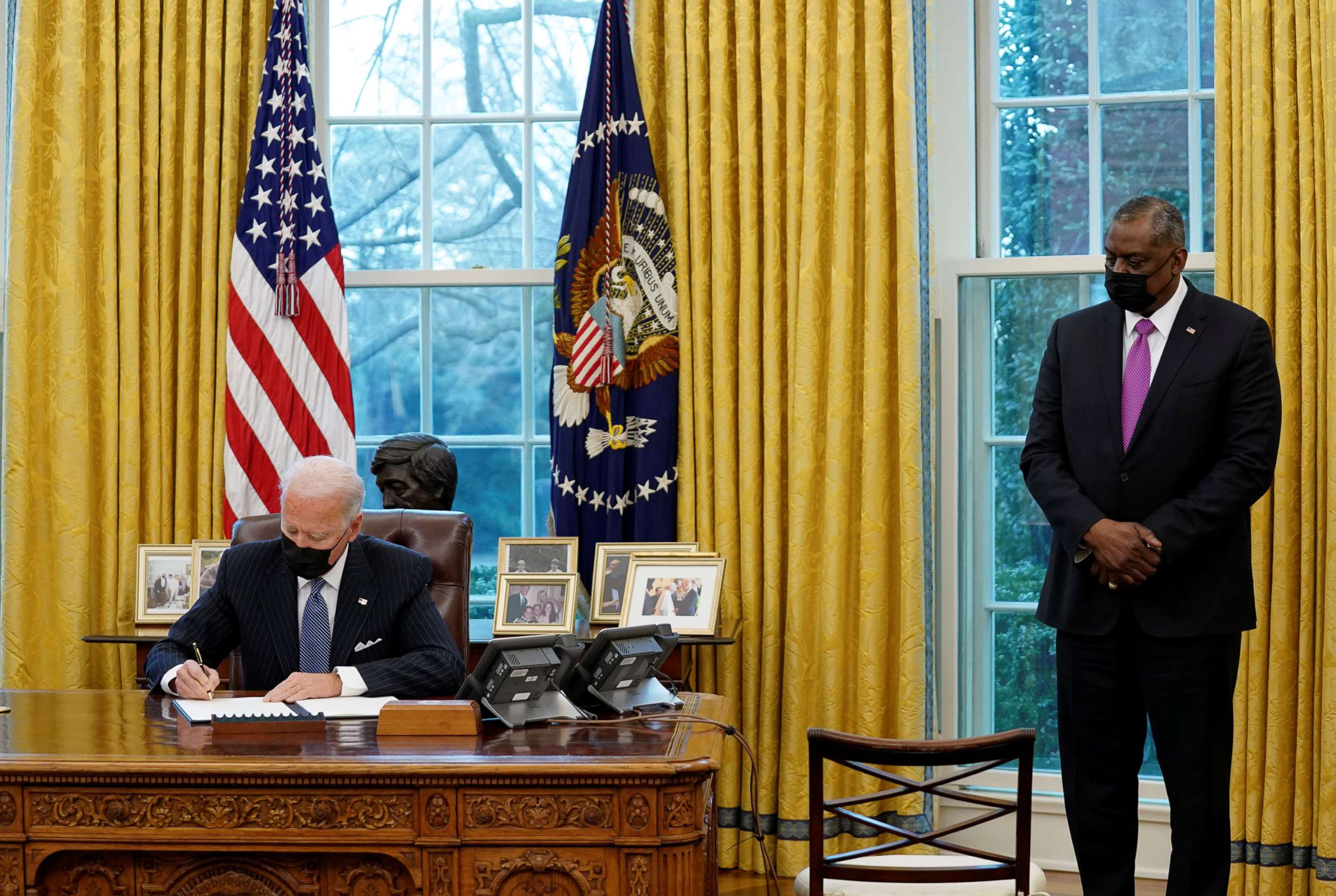 PHOTO: President Joe Biden meets with new U.S. Defense Secretary Lloyd Austin in the Oval Office at the White House in Washington, D.C., Jan. 25, 2021.