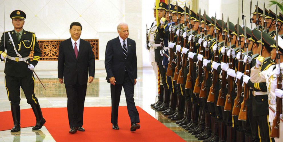 PHOTO: Chinese Vice President Xi Jinping escorts Vice President Joe Biden past Chinese honor guards during a welcome ceremony at the Great Hall of the People in Beijing, Aug. 18, 2011. 