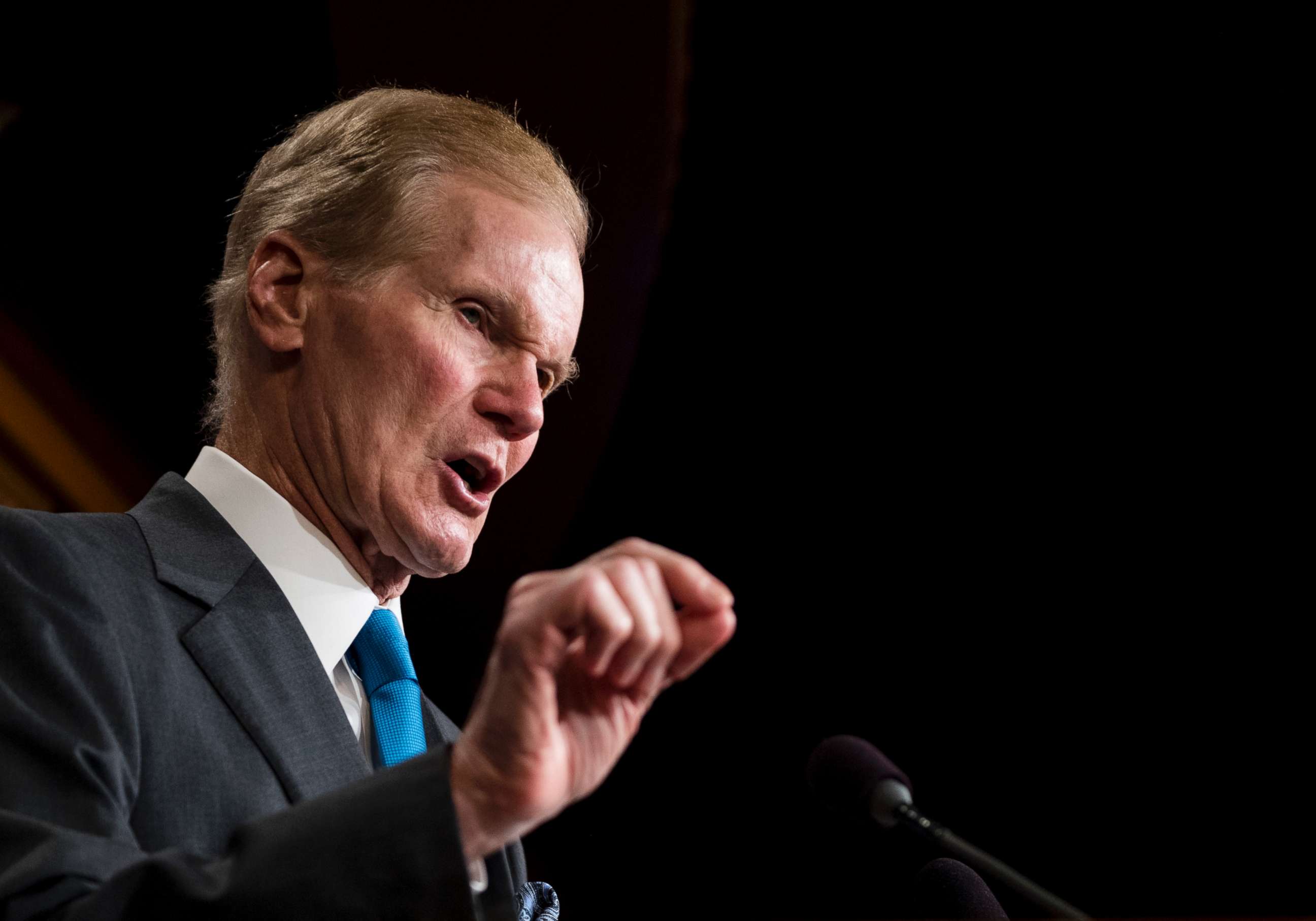 PHOTO: Sen. Bill Nelson speaks during a press conference, March 7, 2018.