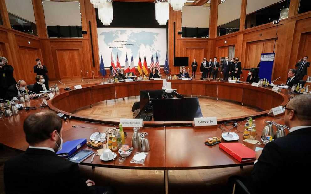 PHOTO: German Foreign Minister Annalena Baerbock opens a meeting with Secretary of State Antony Blinken, Britain's Minister of State James Cleverly and French Foreign Minister Jean-Yves Le Drian at the German Foreign Office in Berlin, Jan. 20, 2022.