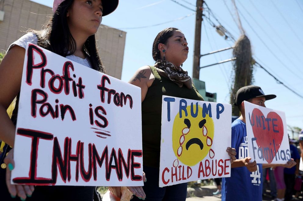 PHOTO: People protest the separation of children from their parents in front of the El Paso Processing Center, an immigration detention facility, at the Mexican border, June 19, 2018, in El Paso, Texas.