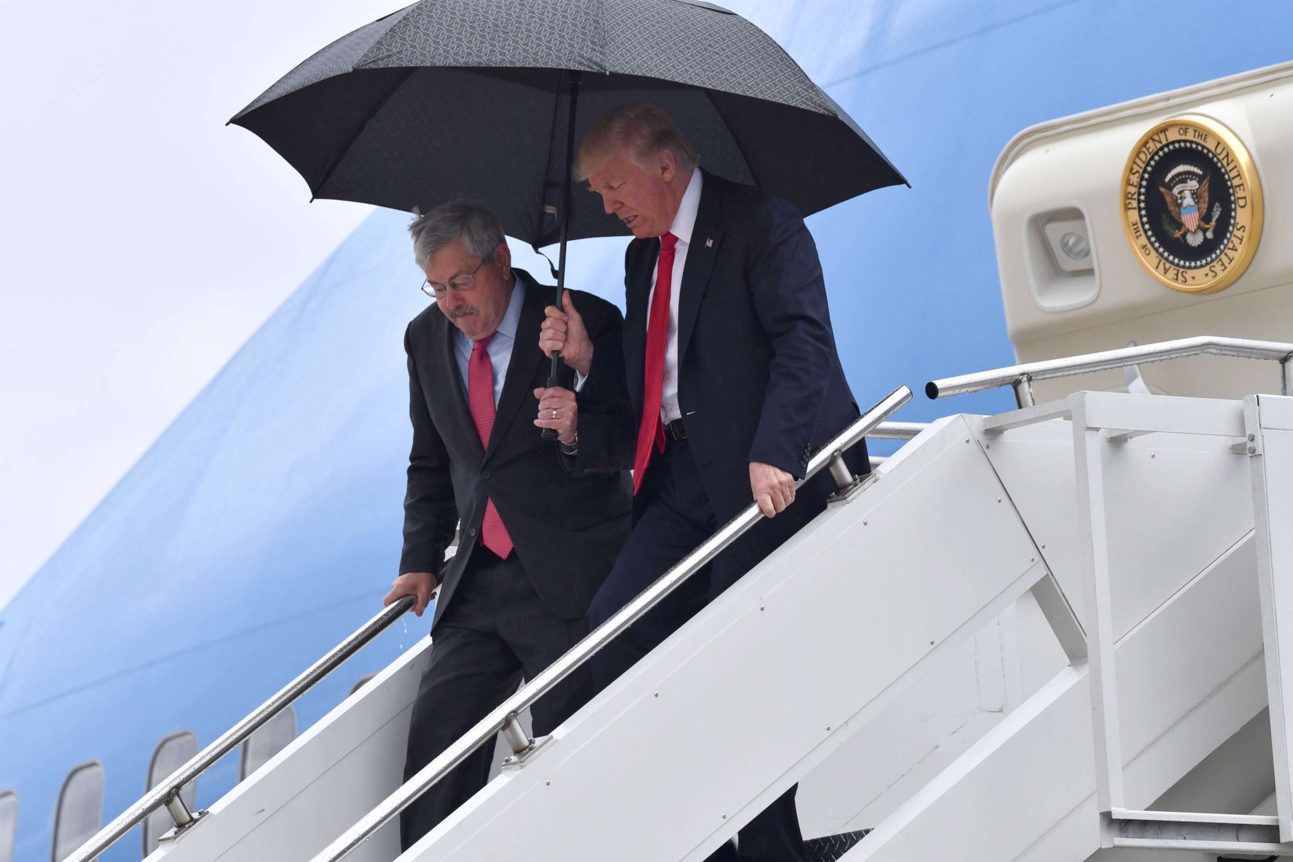 PHOTO: President Donald Trump and U.S. Ambassador to China Terry Branstad arrive at Eastern Iowa Airport, June 21, 2017, in Cedar Rapids, Iowa.