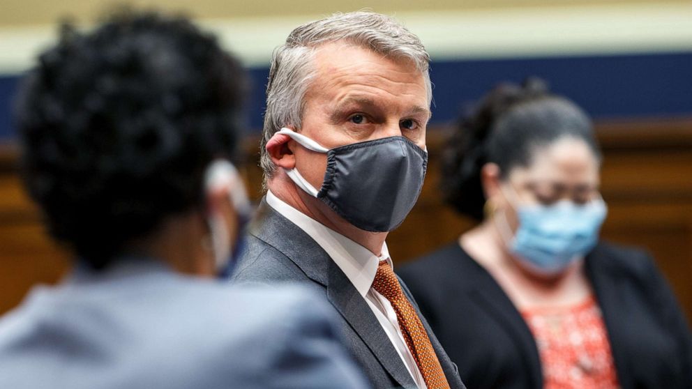 PHOTO:Dr. Richard Bright, former director of the Biomedical Advanced Research and Development Authority, prepares to testify on protecting scientific integrity in response to the coronavirus outbreak on Capitol Hill in Washington, D.C., May 14, 2020.