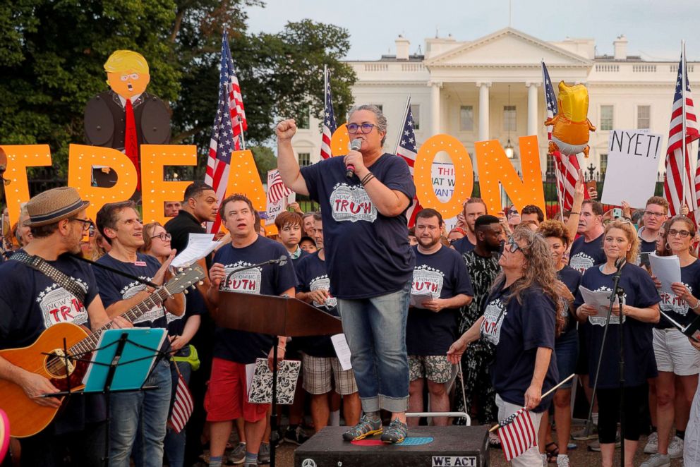 PHOTO: Rosie O'Donnell and cast members from Broadway musicals join the "Kremlin Annex" protest in front of the White House in Washington, Aug. 6, 2018.