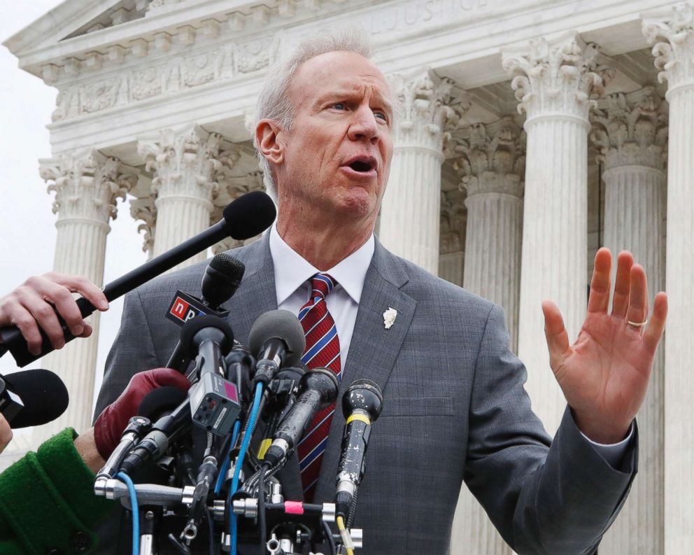 PHOTO: Illinois Governor Bruce Rauner speaks to the media outside the Supreme Court, in Washington, D.C., Feb. 26, 2017.