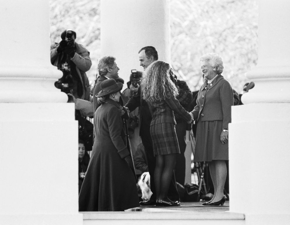 PHOTO: President George H.W. Bush and First Lady Barbara Bush greet the Clintons as they arrive at the White House before the first inauguration of Bill Clinton, 1993.