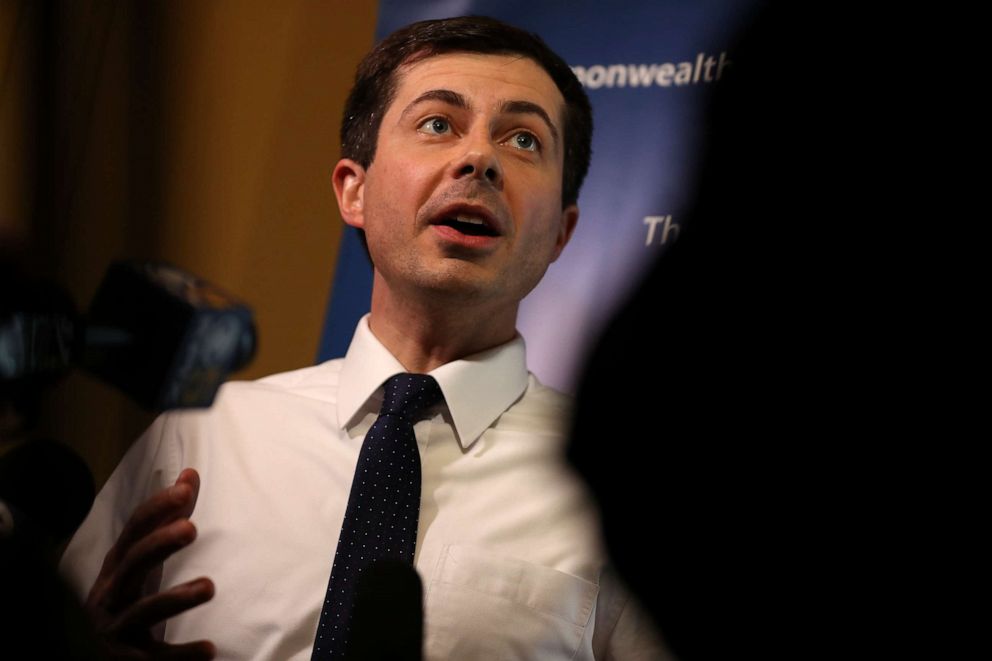PHOTO: Democratic presidential hopeful South Bend, Ind. mayor Pete Buttigieg speaks to members of the media before appearing at the Commonwealth Club of California, March 28, 2019 in San Francisco. 
