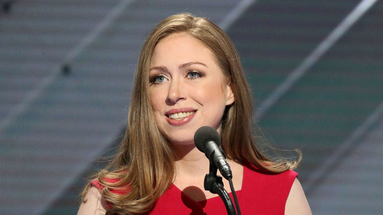 Chelsea Clinton calls out National Enquirer for attacks against her mother  - ABC News