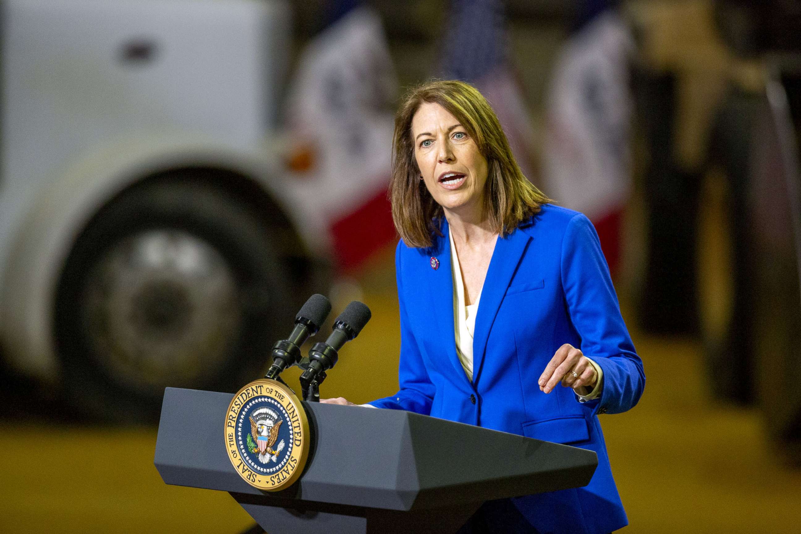 PHOTO: Rep. Cindy Axne speaks at the POET Bioprocessing facility in Menlo, Iowa, April 12, 2022.