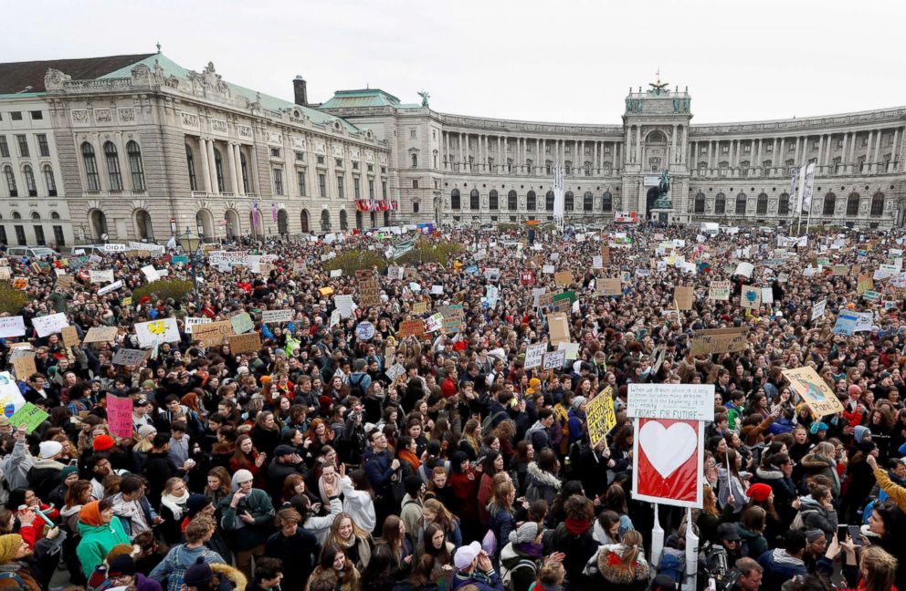 PHOTO: Youth demonstrate for climate change during the "Fridays for Future" school strike, on Heldenplatz in Vienna, Austria, March 15, 2019.