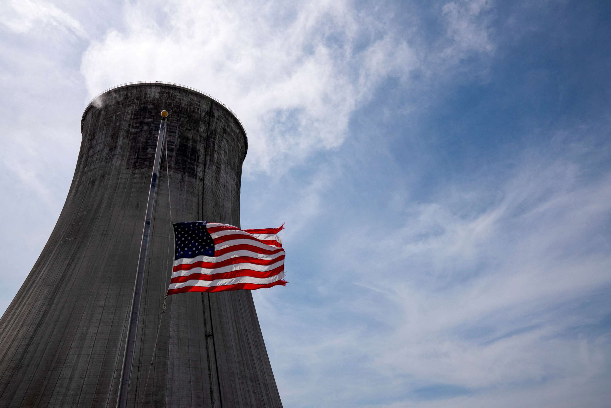 PHOTO: A coal-fired power plant's cooling tower at Duke Energy's Crystal River Energy Complex in Crystal River, Fla., March 26, 2021.