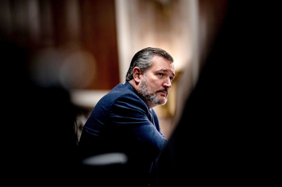 PHOTO: Senator Ted Cruz  attends a Senate Committee hearing on Capitol Hil., Sept. 24, 2020.