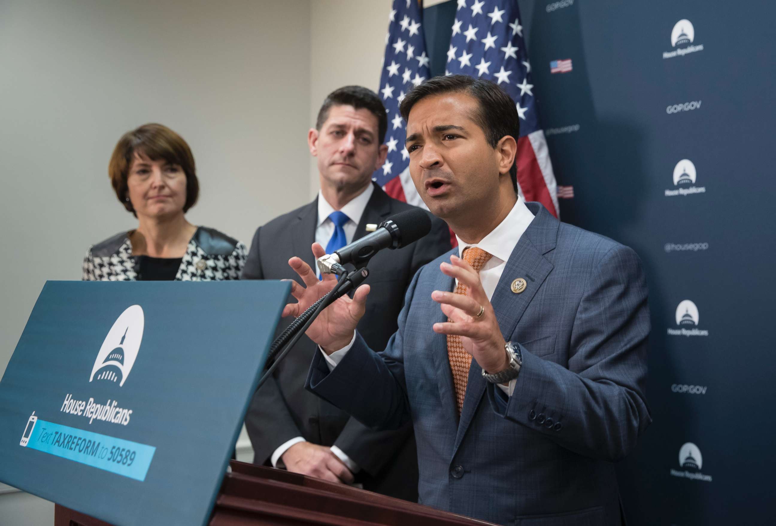 PHOTO: Rep. Carlos Curbelo, R-Fla., a member of the House Ways and Means Committee, is joined by, from left, Rep. Cathy McMorris Rodgers, R-Wash., and Speaker of the House Paul Ryan, R-Wis., on Capitol Hill in Washington, Oct. 24, 2017.