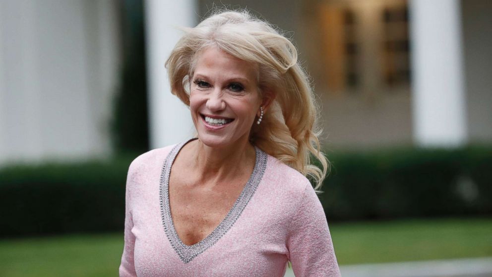 PHOTO: Kellyanne Conway arrives at the White House, Sept. 27, 2018.