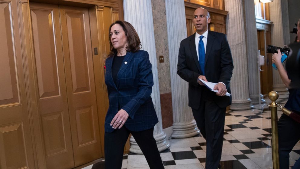PHOTO: Senate Judiciary Committee members Sen. Kamala Harris, D-Calif., left, and Sen. Cory Booker, D-N.J., arrive at the chamber for the final vote to confirm Supreme Court nominee Brett Kavanaugh, at the Capitol in Washington, Saturday, Oct. 6, 2018. 