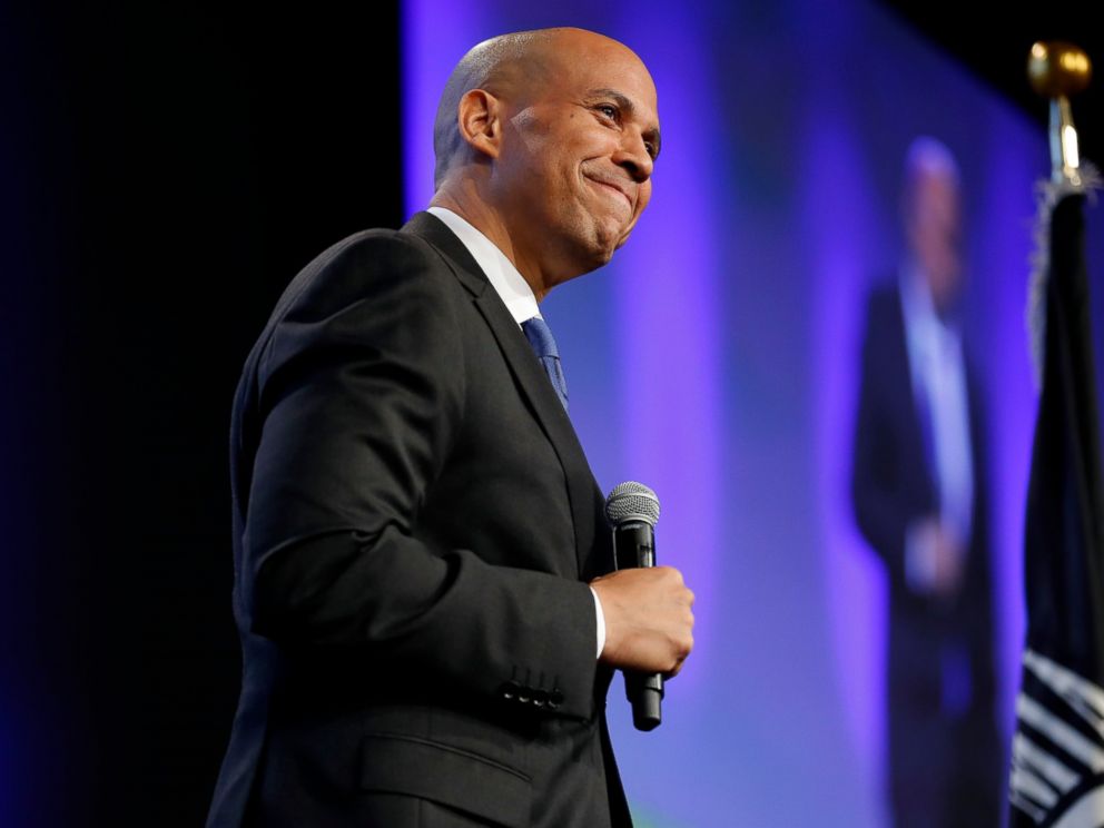 PHOTO: U.S. Sen. Cory Booker, D-N.J., speaks during the Iowa Democratic Partys annual Fall Gala, Saturday, Oct. 6, 2018, in Des Moines, Iowa.