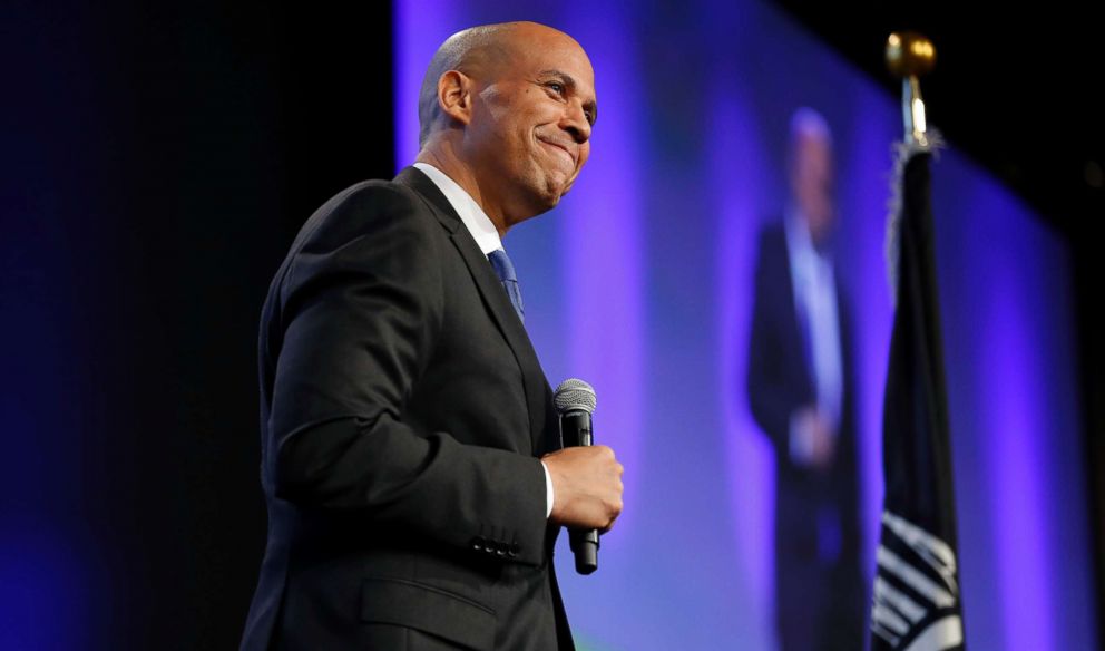 PHOTO: Sen. Cory Booker speaks during the Iowa Democratic Party's annual Fall Gala, Oct. 6, 2018, in Des Moines, Iowa.