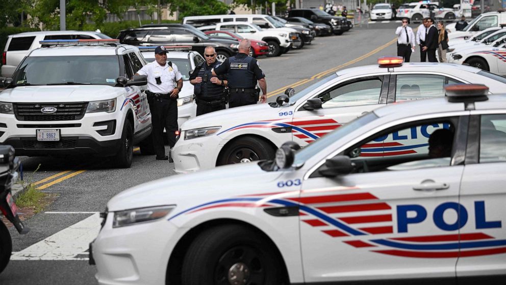 PHOTO: Police block a street near the E. Barrett Prettyman Courthouse where former President Donald Trump is to be arraigned, Aug. 3, 2023, in Washington, D.C.