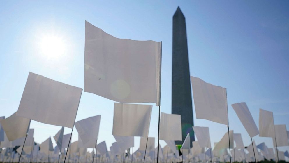 PHOTO: White flags stand near the Washington Monument on the National Mall in Washington, D.C., Sept. 15, 2021.