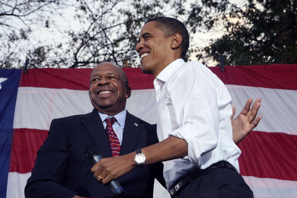 PHOTO: Rep. Elijah Cummings welcomes Senator and Presidential candidate Barack Obama to the stage as he addresses thousands of supporters on the campus of Prince George's Community College.