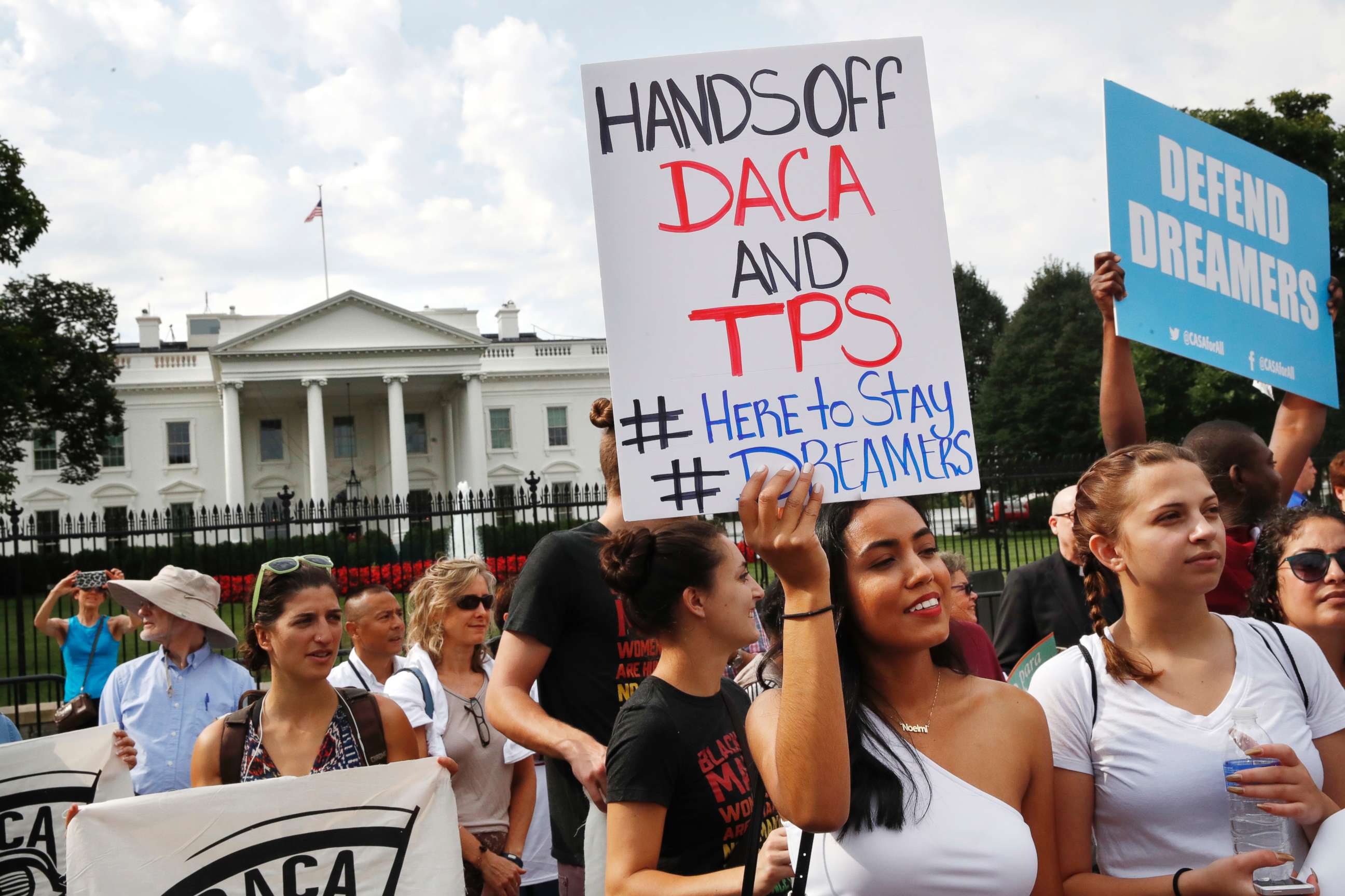 PHOTO: Yurexi Quinones, 24, of Manassas, Va., who is studying social work and a recipient of Deferred Action for Childhood Arrivals, known as DACA, rallies next to Ana Rice, 18, of Manassas, Va., in support of DACA, in Washington, Sept. 5, 2017. 