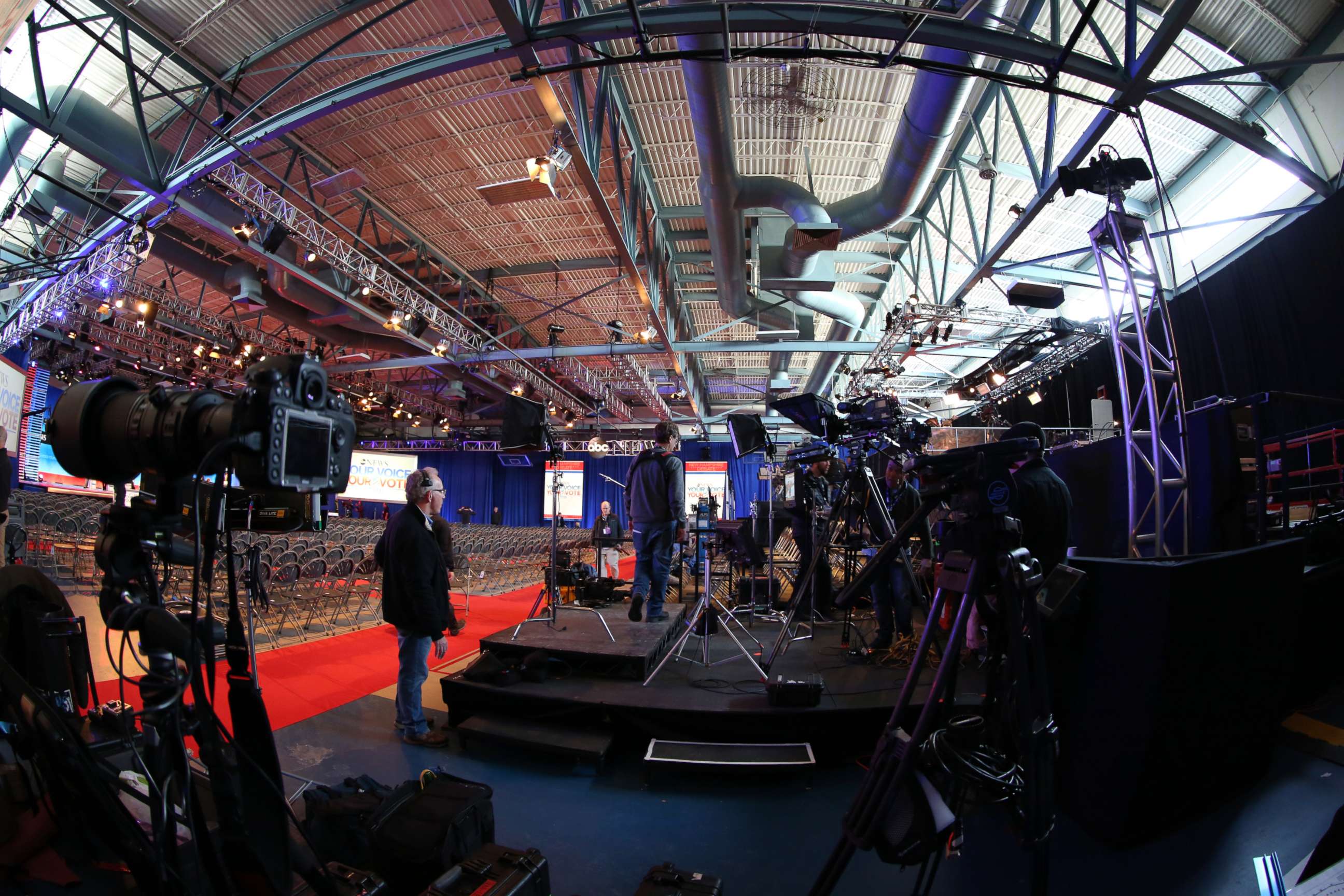 PHOTO: Setting the stage for a presidential debate in 2015.