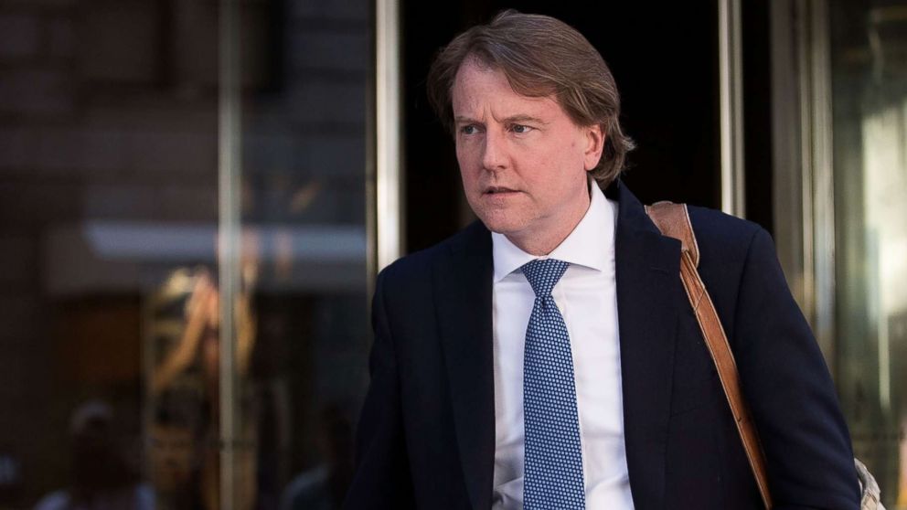 PHOTO: Don McGahn, lawyer for Donald Trump and his campaign, leaves the Four Seasons Hotel after a meeting with Trump and Republican donors, June 9, 2016. in New York City. 