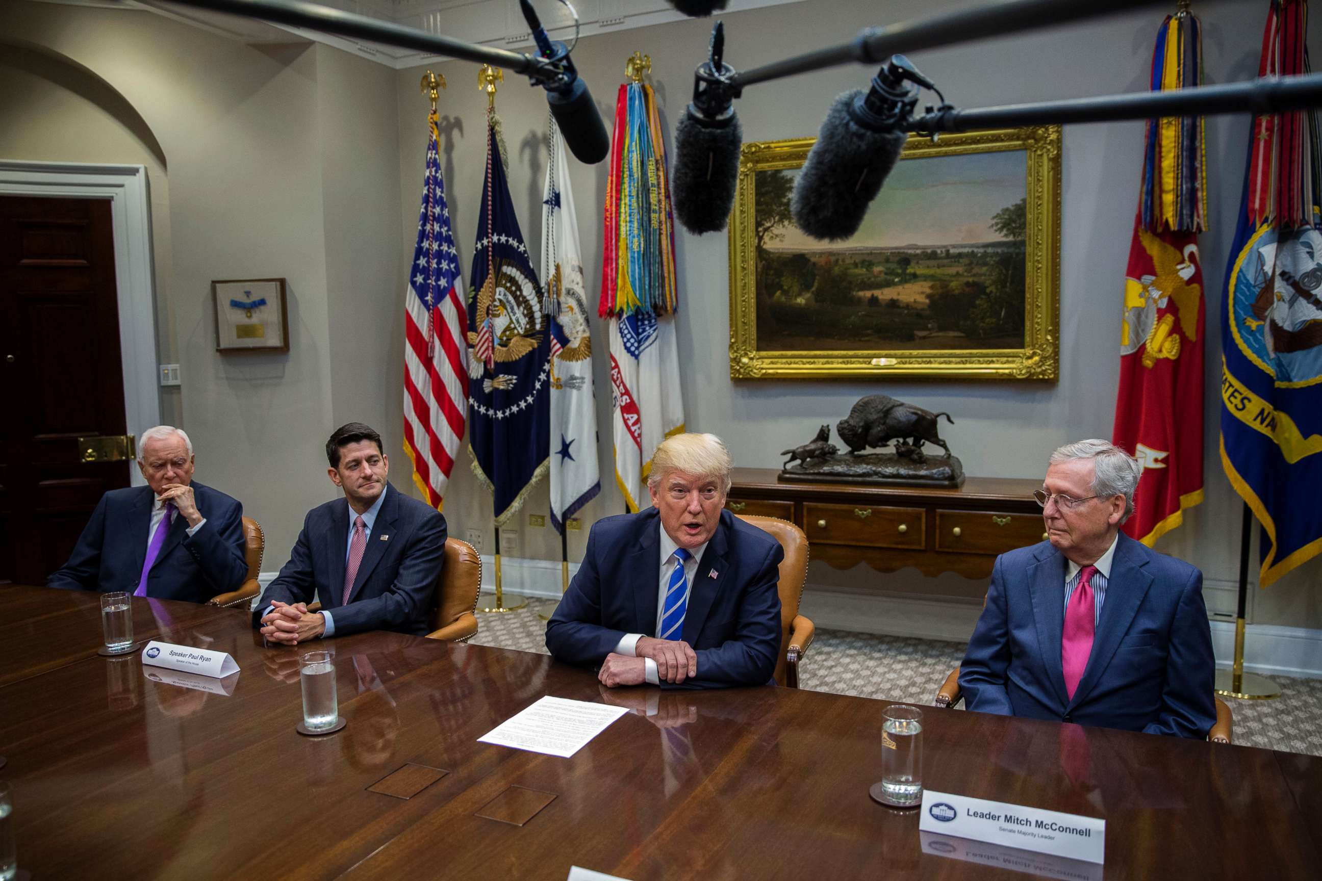 PHOTO: President Donald Trump (2-R), delivers remarks during a meeting with members of Congress and his administration regarding tax reform at the White House, Sept. 5, 2017 in Washington, D.C.