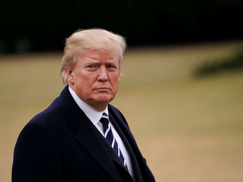 PHOTO: President Donald Trump walks across the South Lawn upon return to the White House in Washington, Feb. 1, 2018.