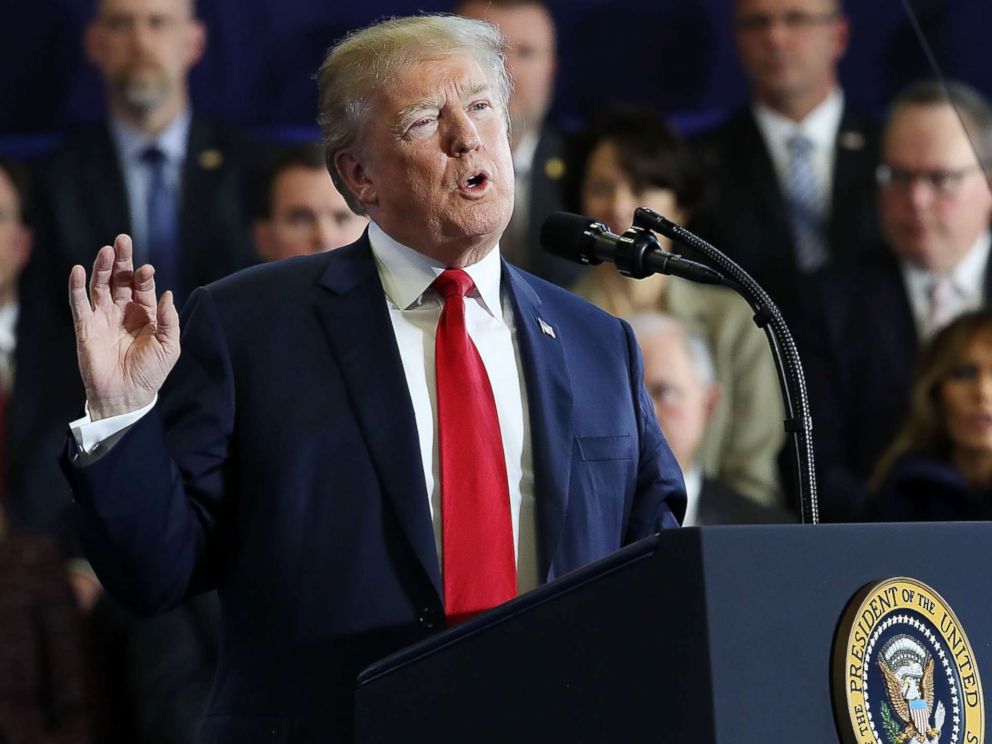 PHOTO: President Donald Trump speaks to supporters and local politicians at an event at Manchester Community College on March 19, 2018 in Manchester, N.H.