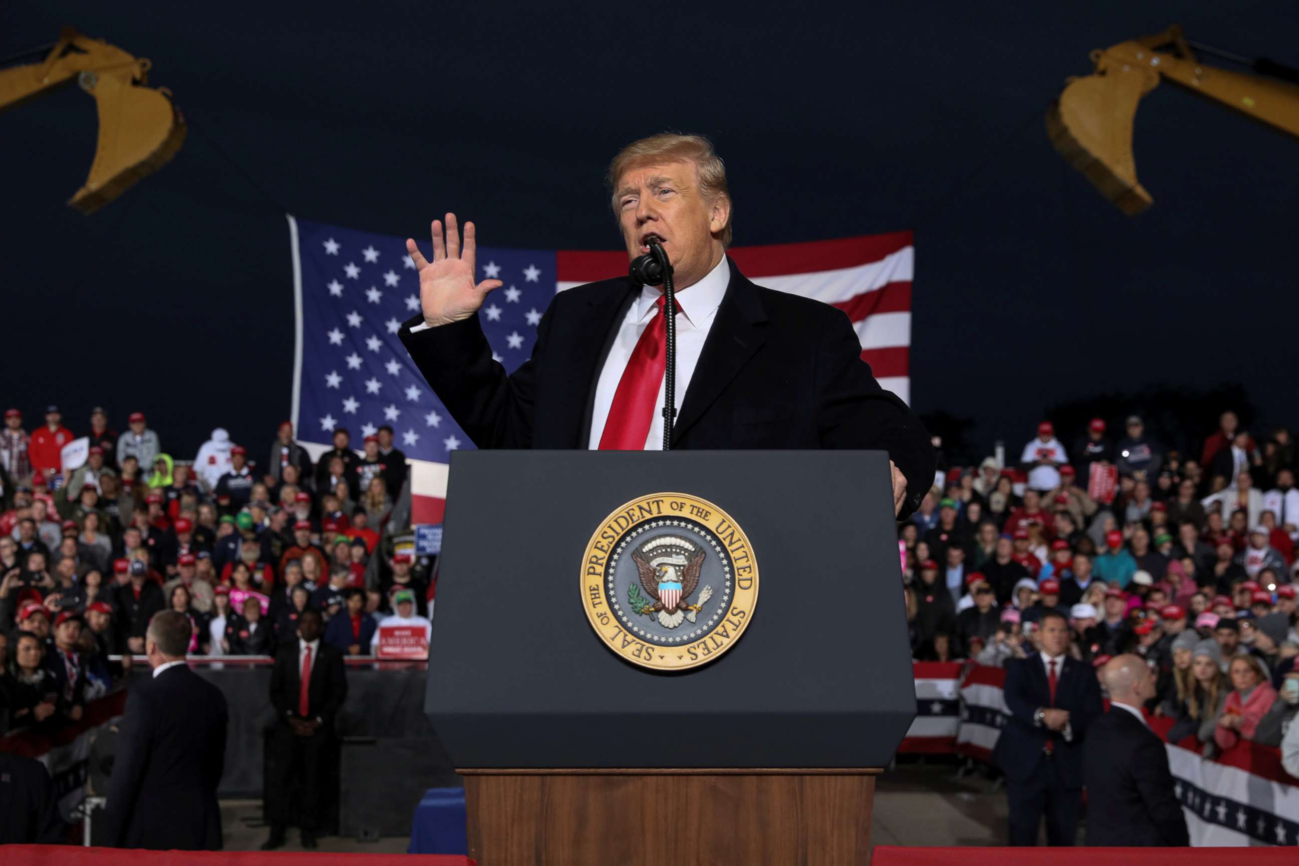 PHOTO: President Donald Trump speaks during a campaign rally with supporters at the Warren County Fairgrounds in Lebanon, Ohio, Oct. 12, 2018.