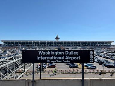 <div></noscript>House Republicans want to rename Virginia's Dulles Airport after Donald Trump</div>
