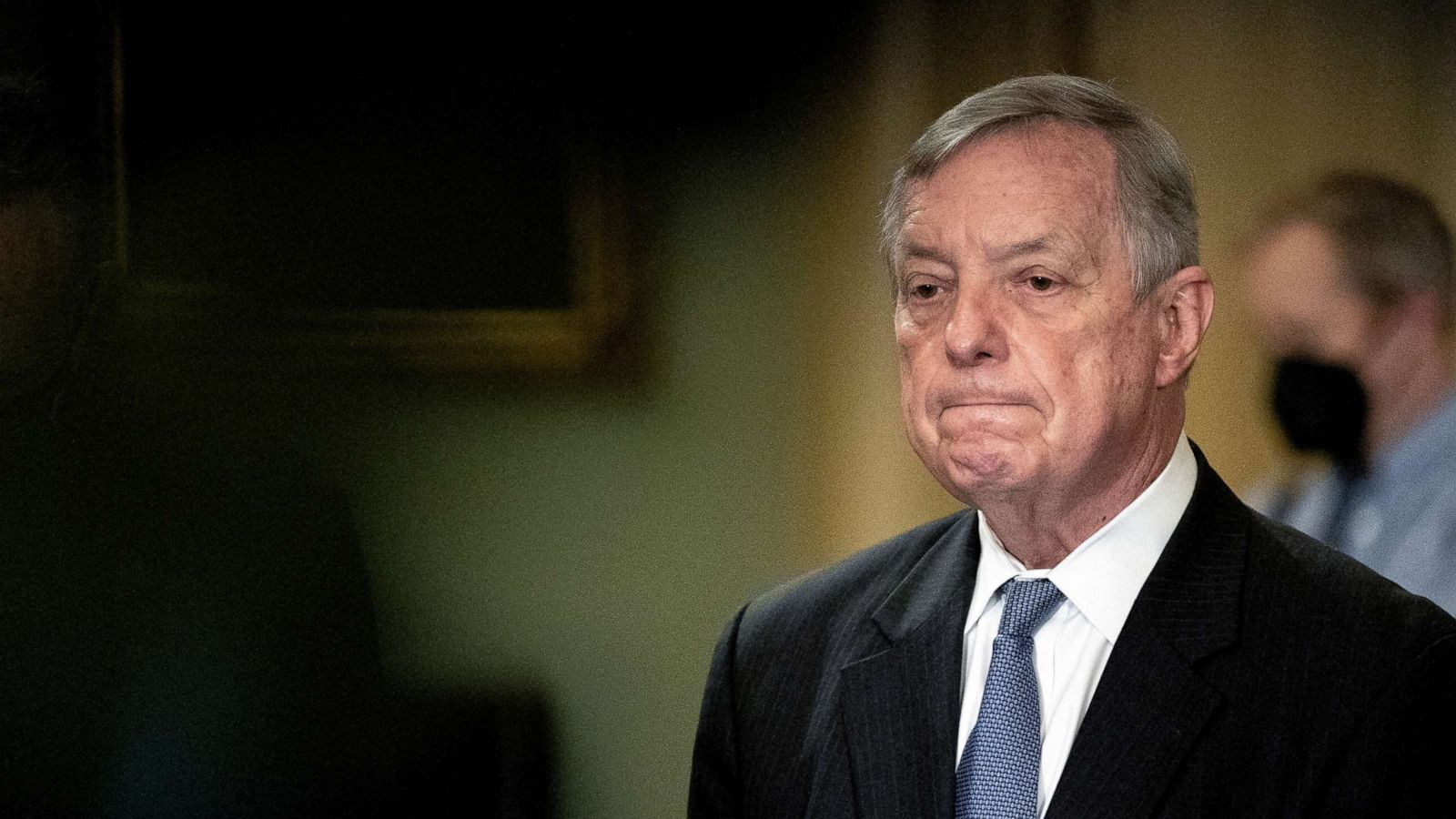 https://s.abcnews.com/images/Politics/durbin-2-gty-er-220129_1643477382020_hpMain_16x9_1600.jpg