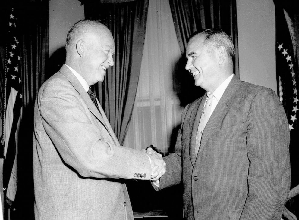 PHOTO: President Eisenhower, left, shakes the hand of Judge William J. Brennan Jr. in his White House office on Sept. 29, 1956.