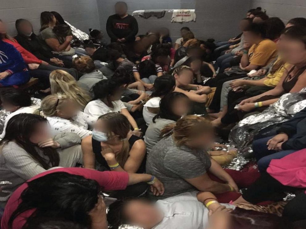 Nearly 900 migrants found at Texas facility with 125-person capacity: DHS  watchdog - ABC News