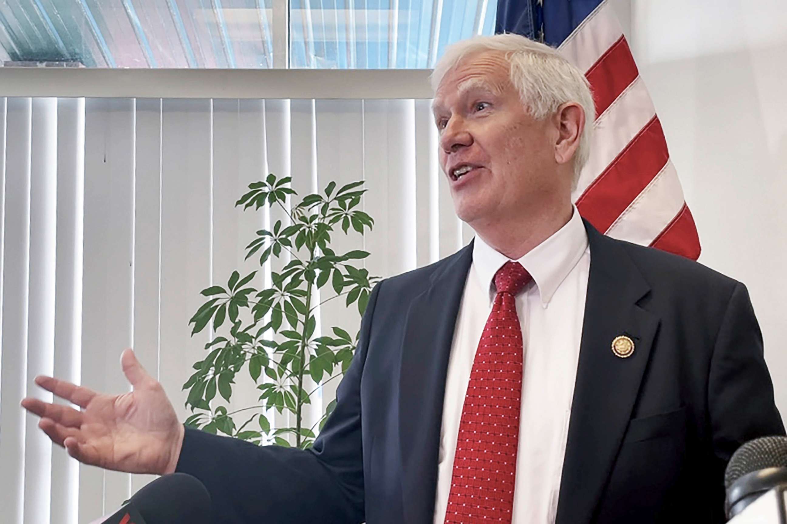 PHOTO: Rep. Mo Brooks, R-Ala., speaks with reporters in Hueytown, Ala., March 23, 2022.