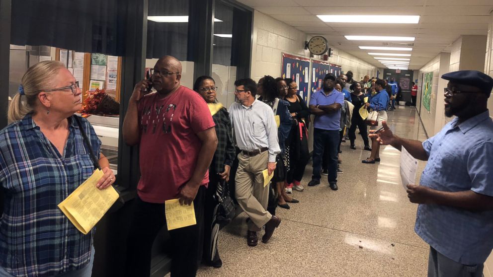 This time-lapse video shows how people waiting a long time to vote.