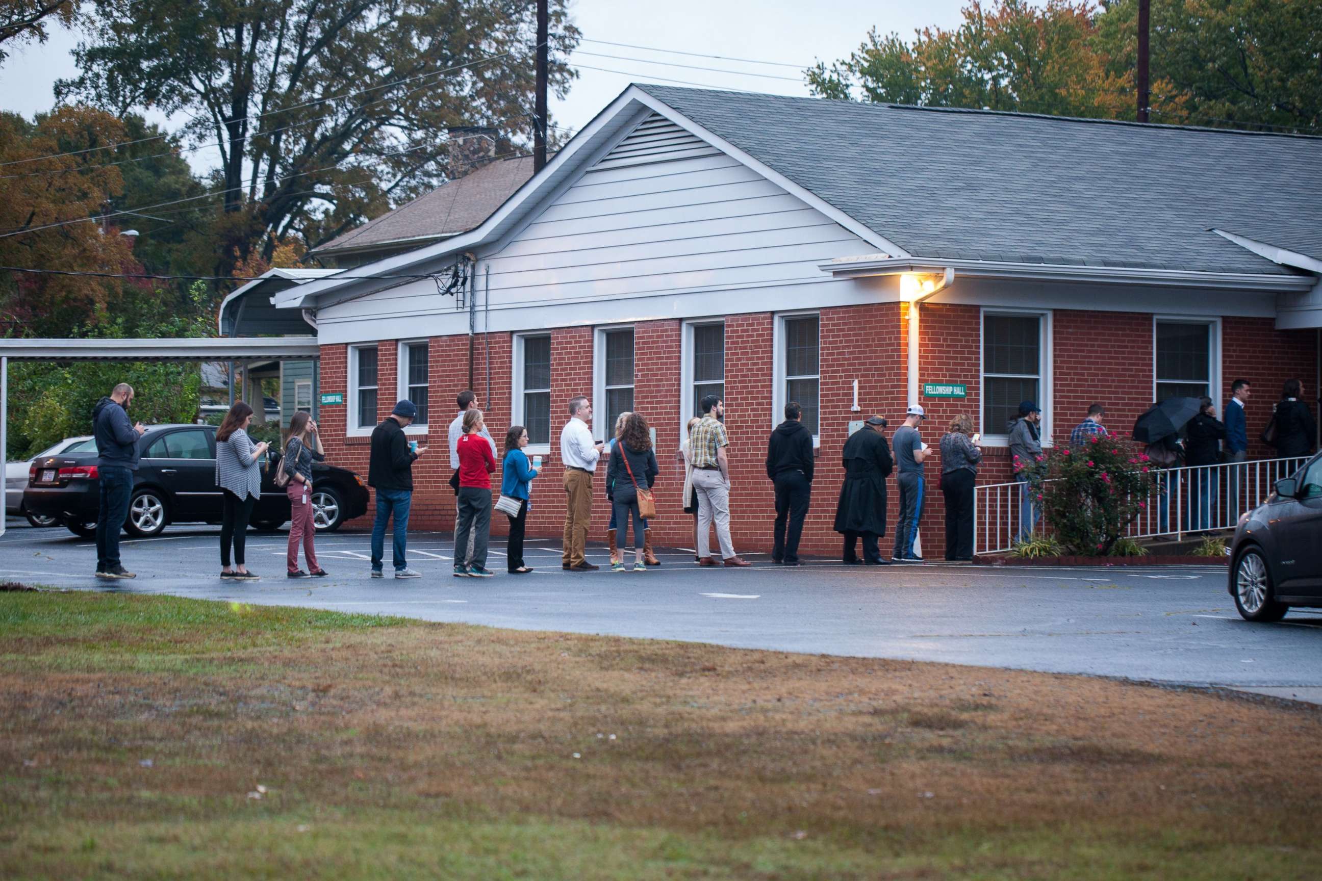 PHOTO: Residents of Mecklenburg County in Charlotte, N.C., make their way to cast their vote at precinct #15 on Nov. 6, 2018