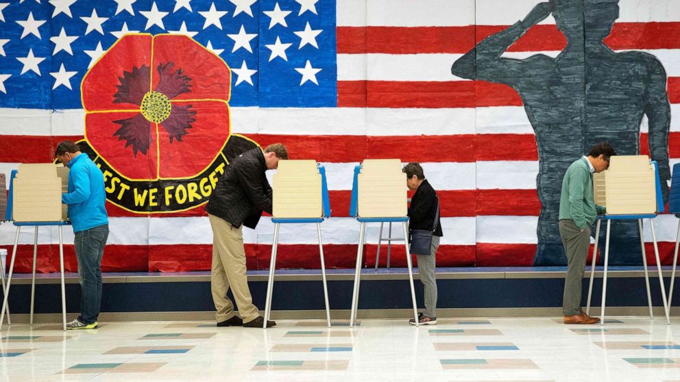 PHOTO: Voters cast their ballots at Robious Elementary School during the US midterm election in Midlothian, Virginia, on Nov. 8, 2022.