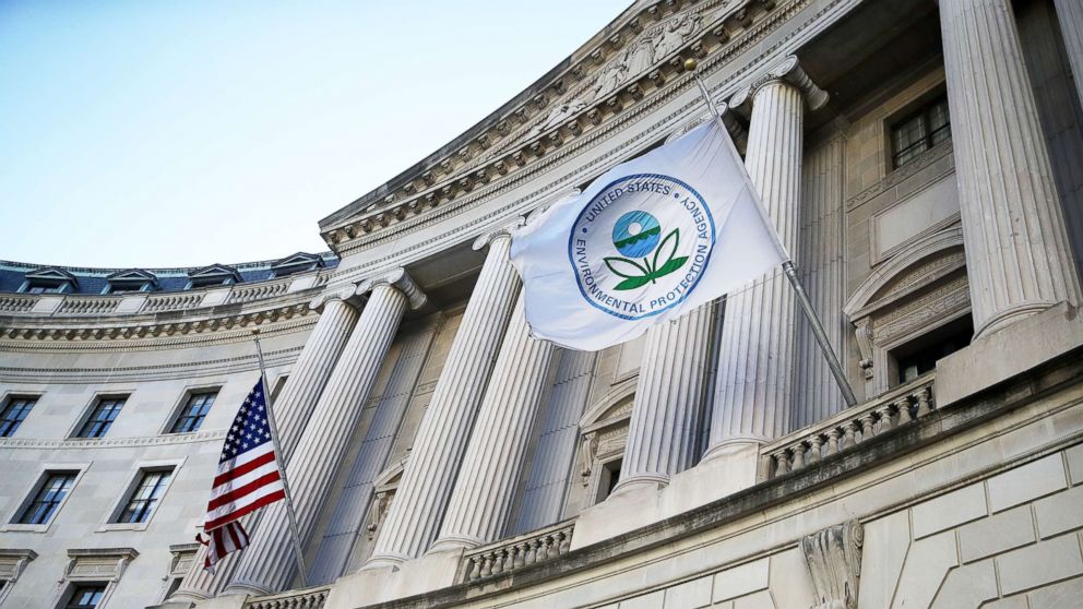 PHOTO: A view of the U.S. Environmental Protection Agency (EPA) headquarters on March 16, 2017 in Washington, D.C.