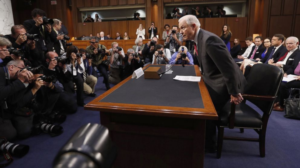 Attorney General Jeff Sessions arrives to testify before the Senate Intelligence Committee on the FBI's investigation into the Trump administration, and its possible collusion with Russia during the campaign, in the Hart Senate office Building in Washington, D.C., June 13, 2017. 