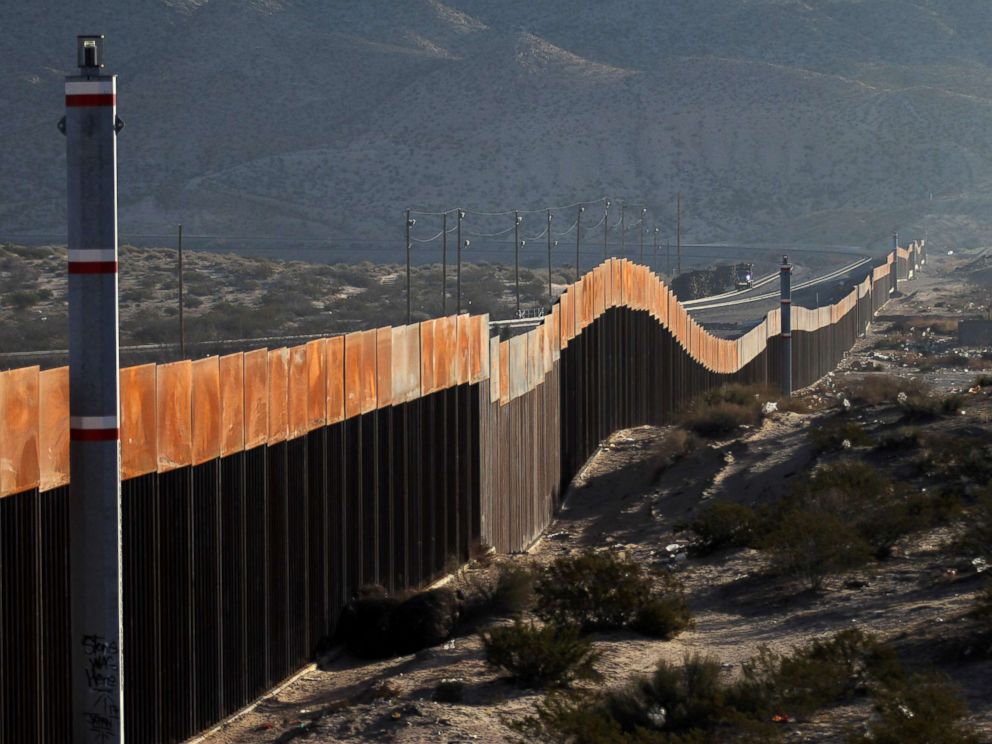 PHOTO: A view of the border wall between Mexico and the United States, in Ciudad Juarez, Chihuahua State, Mexico on Jan. 19, 2018.