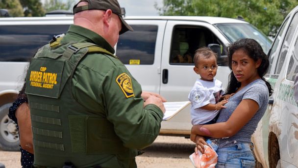 Settlement talks break down with migrant families separated at border
