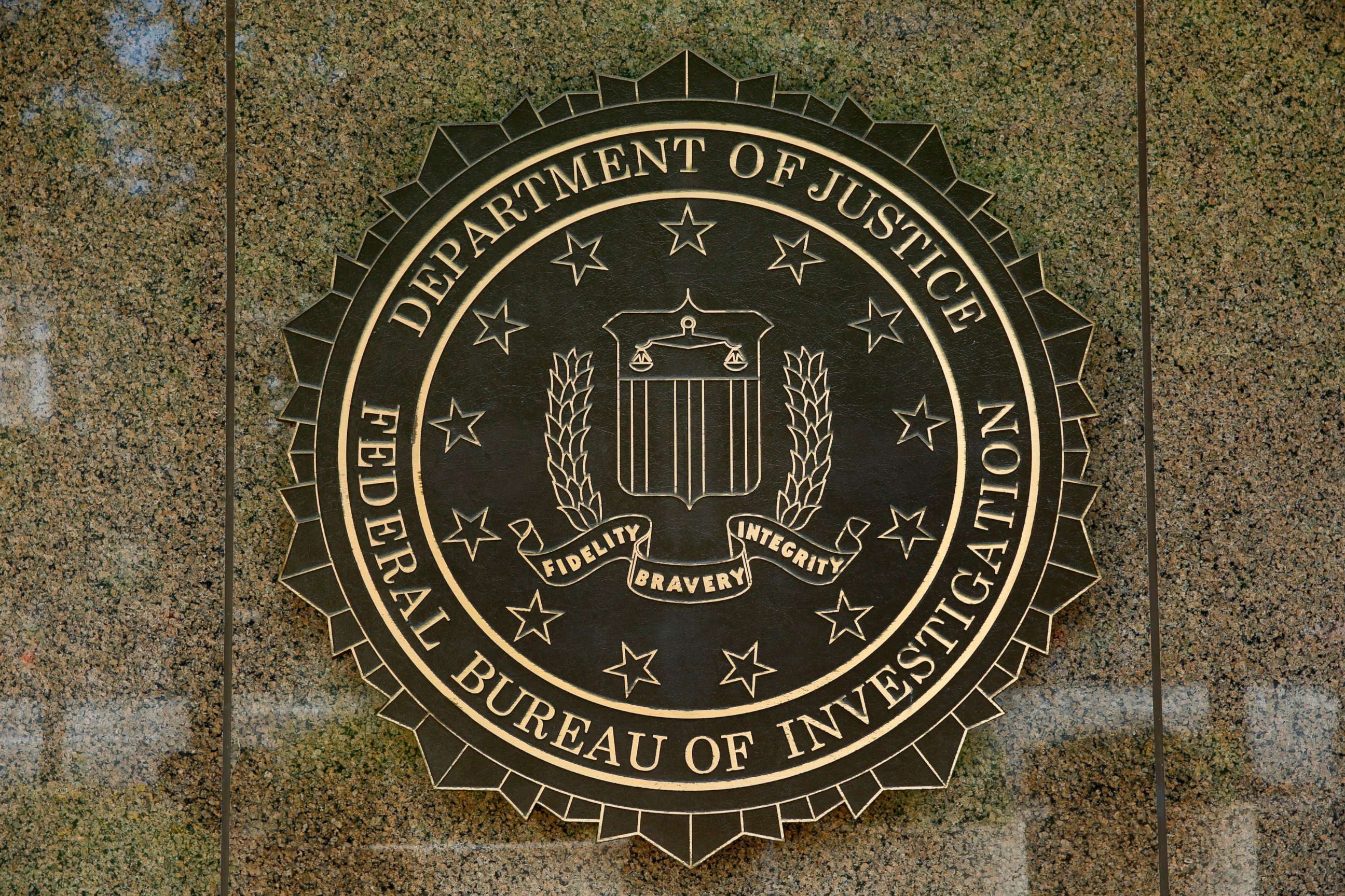 PHOTO: The FBI seal is seen outside the headquarters building in Washington, DC on July 5, 2016.