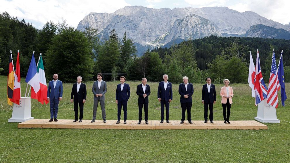 PHOTO: G7 leaders line up for a family photo at Schloss Elmau castle, during the G7 leaders summit near Garmisch-Partenkirchen, June 26, 2022.