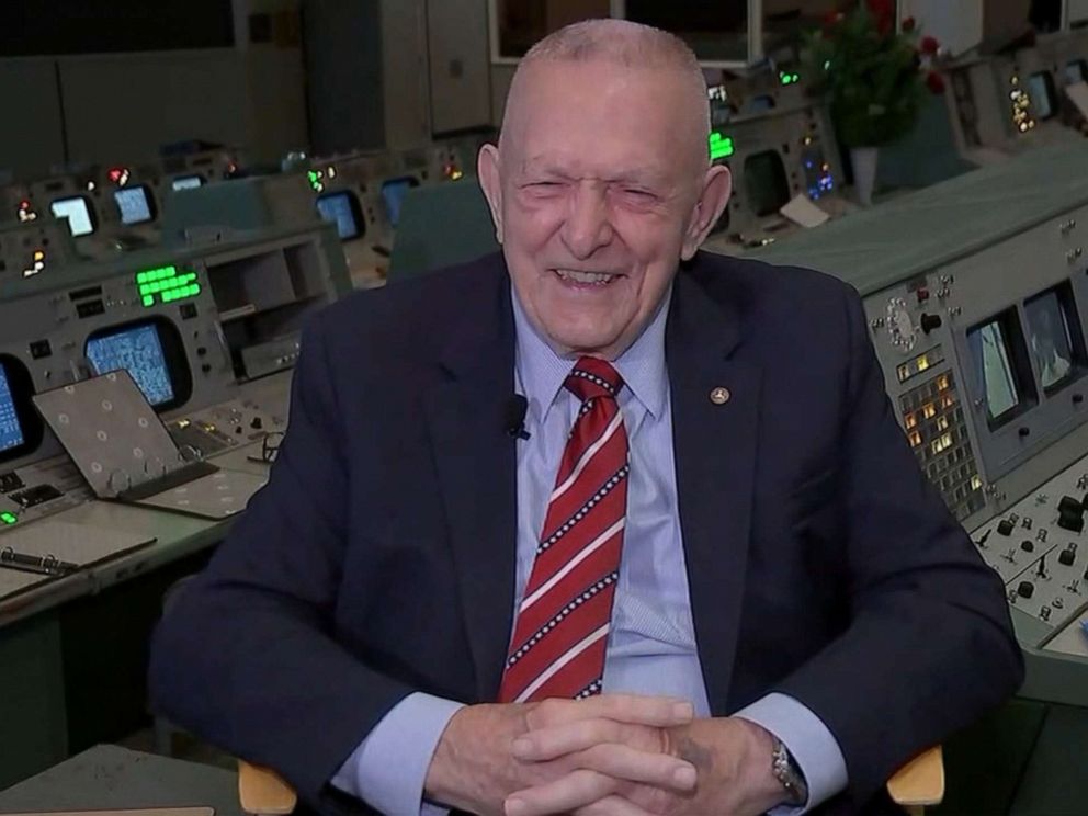 50 Years Later Apollo 11 Flight Director Recalls Final Moments Before